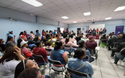 Informamos a más de 150 personas de la comunidad dominicana en Chile